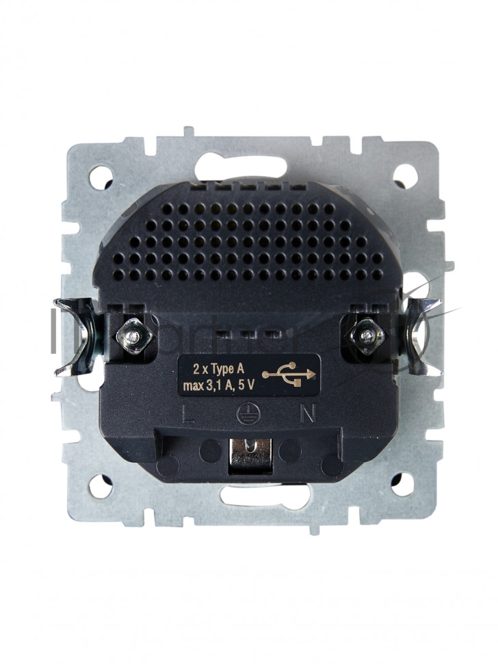 Розетка 1-местная IEK BRITE РЮш10-2-БрЧ (BR-R14-16-U21-D31-K02) с заземлением, с защитными шторками, 16А, с USB A+A 5В 3,1А, черный