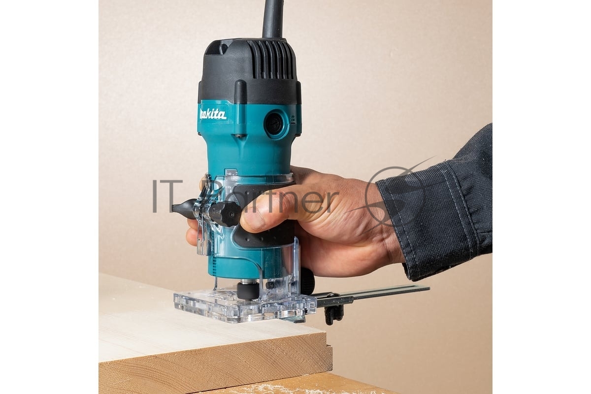 MAKITA Фрезер 3711 530Вт 32000об/мин макс.ход:42мм