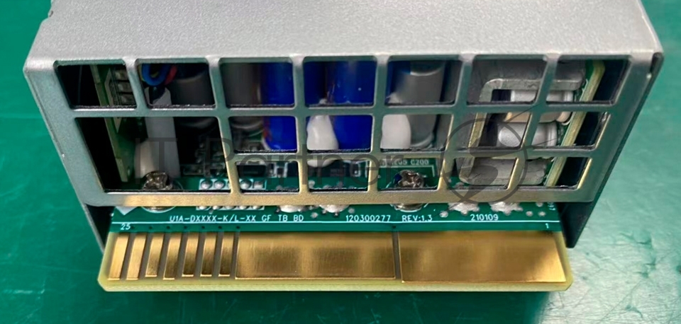 Блок питания серверный Server power supply Qdion Model U1A-D1300-L P/N:99MAD11300I1170114 CRPS 1U Module 1300W Efficiency 80 Plus Platinum, Gold Finger (option), Cable connector: C14
