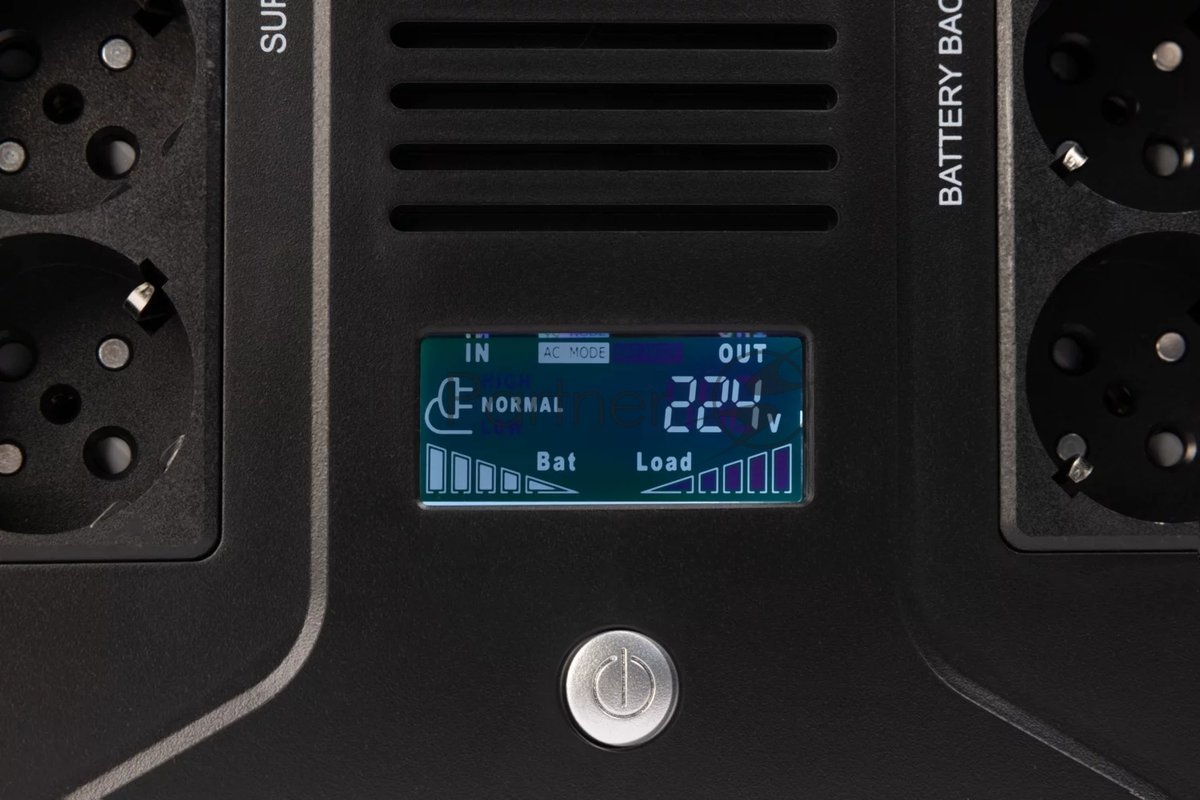 Источник бесперебойного питания SMARTWATT UPS SAFE PRO LCD 600 Line-interactive 600VA/360W Brick (Euro x8, USB, RJ11/RJ45 protection, LCD, 275x210x9