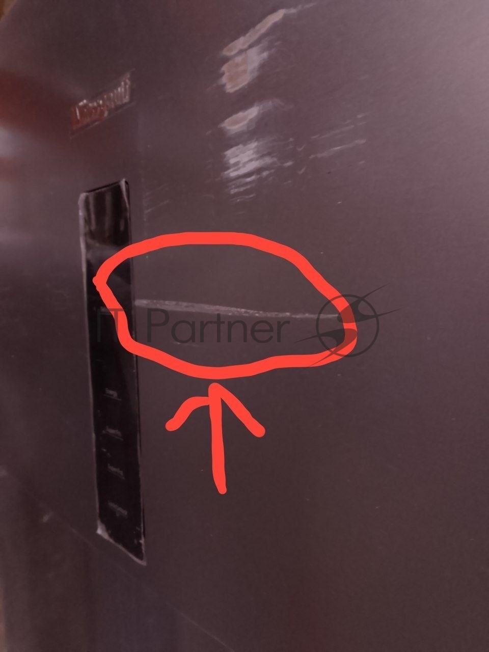 (Поврежденный товар) Холодильник Weissgauff WRK 2000 Premium Total NoFrost Dark Grey (Большие царапины и вмятины на верхней двери.)