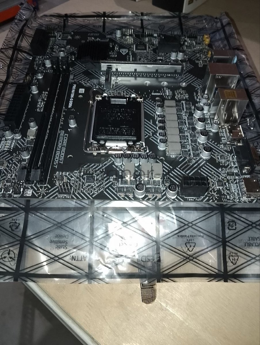 (Поврежденный товар) Материнская плата MSI PRO H610M-G DDR4 (LGA1700, mATX, H610, 2xDDR4, 1xPCI-Ex16, 1xM.2, VGA+HDMI+DP) (PRO H610M-G DDR4_(Поврежденный товар) 000641)