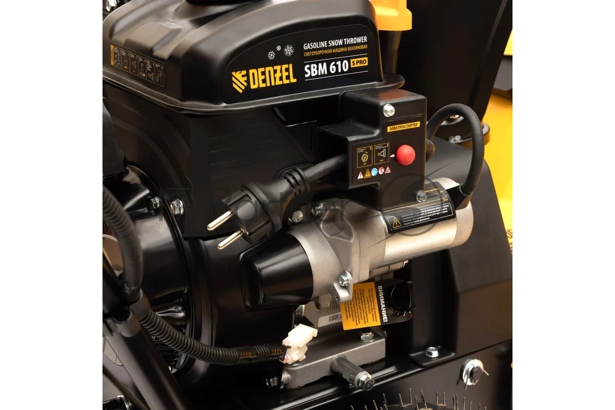 Бензиновая снегоуборочная машина Denzel SBM 610S PRO, 212cc, эл.старт, фара, обогрев