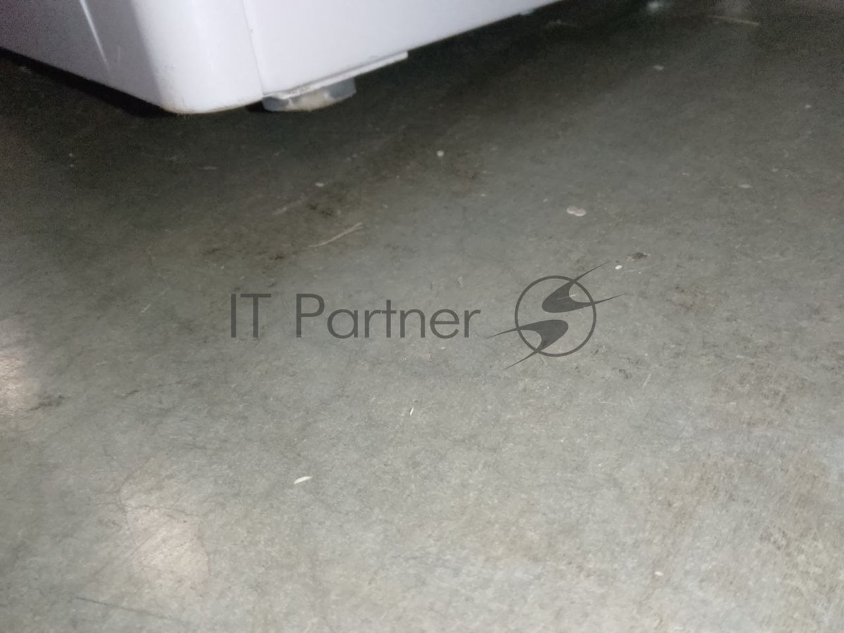 (Б/У с повреждениями) Стиральная машина INDESIT IWUD 4105 (CIS) 869990629210