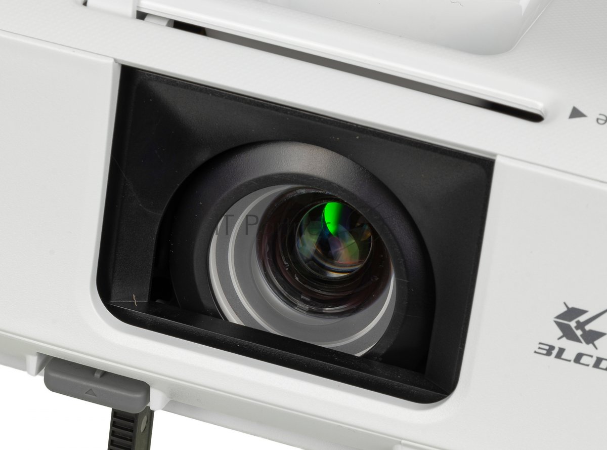 Проектор Epson EB-FH06 белый (LCD, 1920×1080, 3500Lm, 16000:1, 2.7 kg) (V11H974040)