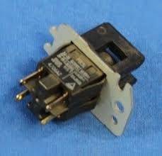 Xerox 019E62230  Защелка-фиксатор сетки коротрона