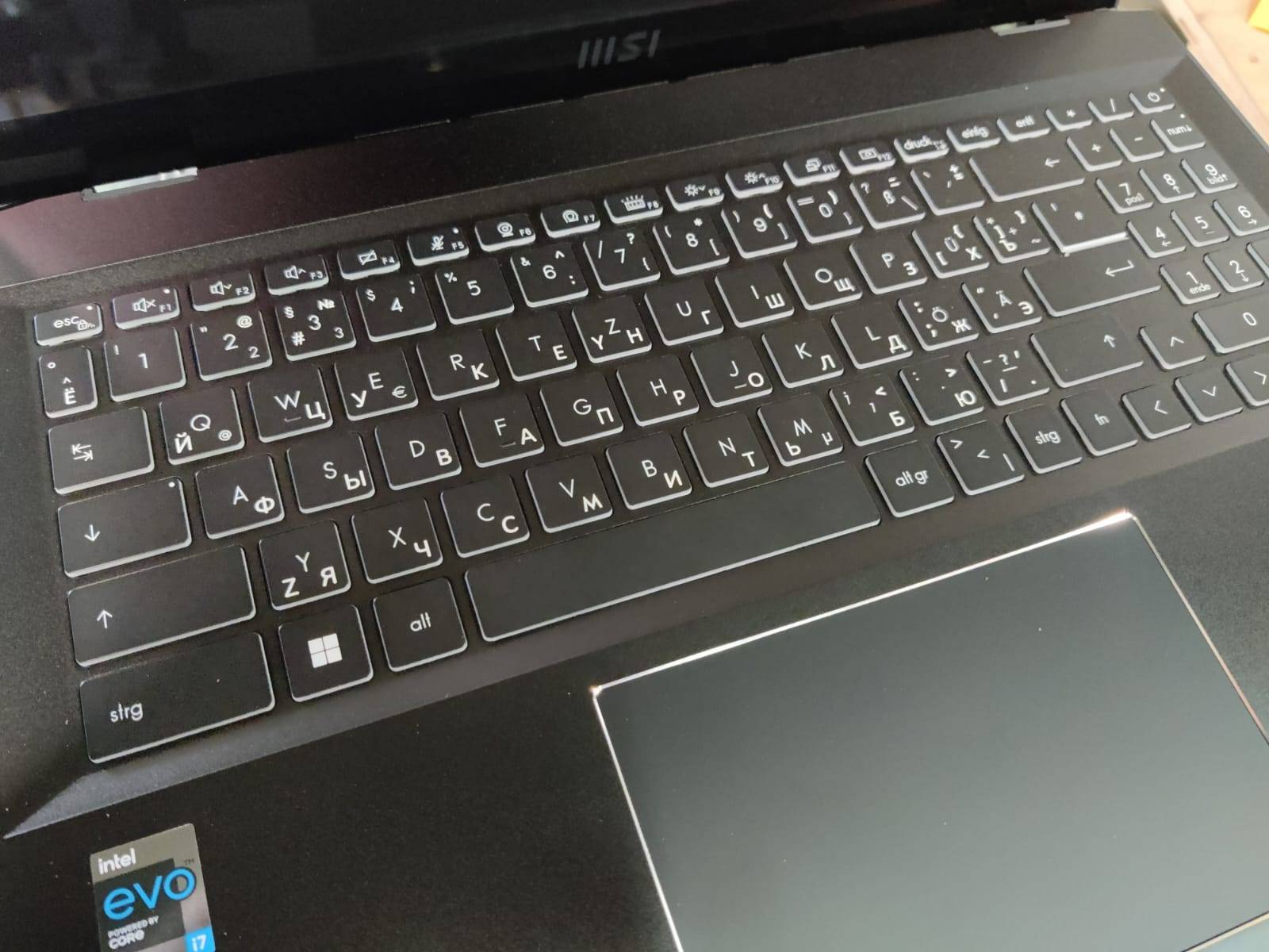 Ноутбук MSI Summit E16 Flip Evo A12MT-033 (QWERTZY/RUS) 16" FHD+ Touch, Intel Core i7-1280P, 16Gb, 1Tb SSD, Win11 Pro, ч