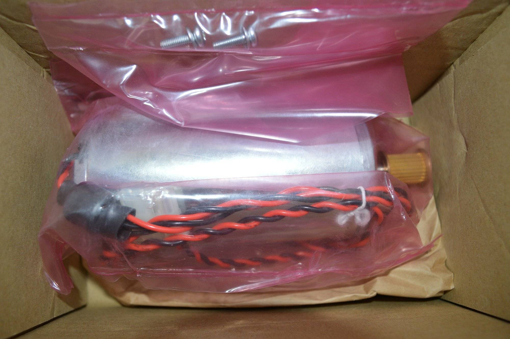 Мотор каретки в сборе HP DJ Z6100/6200/L25500/26100/26500 60" (Q6652-60128)