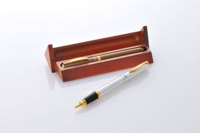 Ручка керамическая Kyocera, Ceramic ball-point pen KB-20WNBR bronze in wooden box
