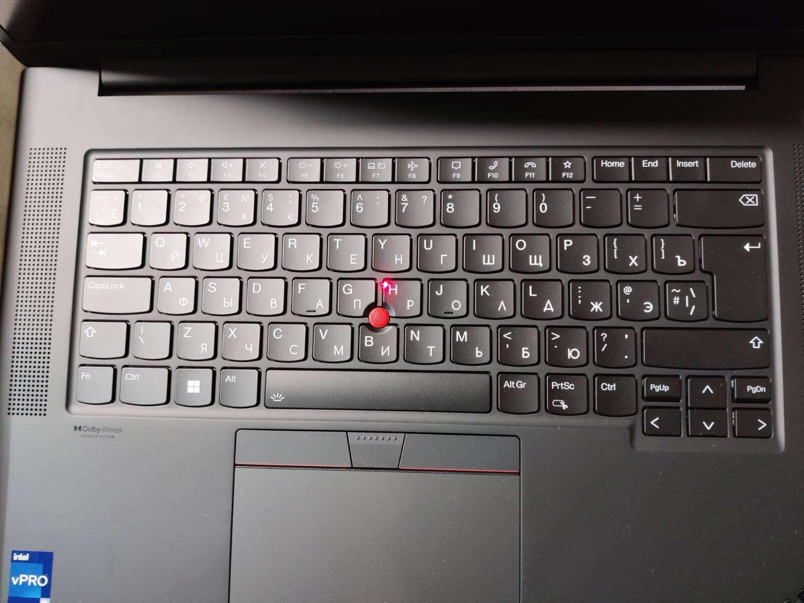 Ноутбук Lenovo ThinkPad P1 G6 16" WQXGA IPS, Intel Core i9-13900H, 32Gb, 1Tb SSD, NVidia RTX2000 Ada 8Gb, IR FHD Cam, 4
