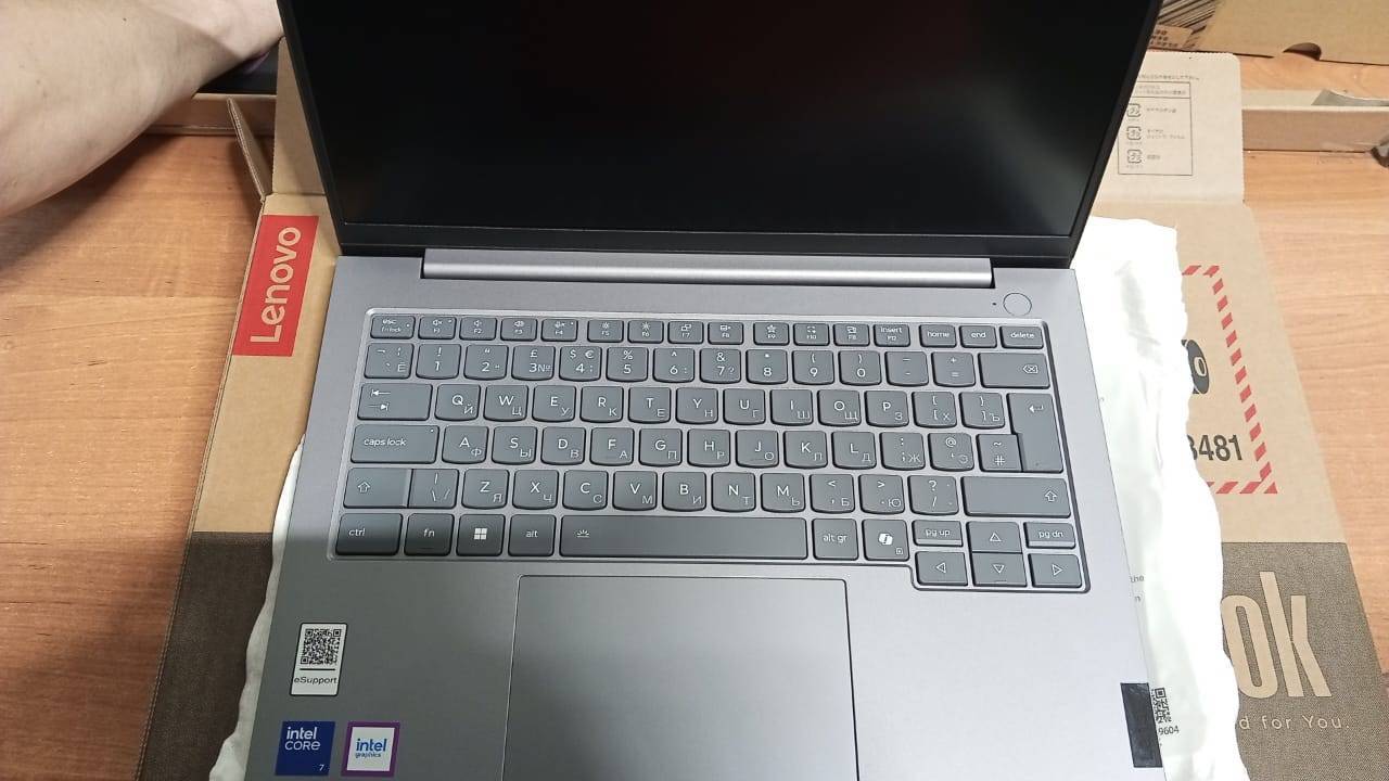 Ноутбук Lenovo ThinkBook 14 G8 IRL 14"WUXGA IPS, Intel Core 7 240H, 16Gb, 512Gb SSD, FHD Cam, RJ45, USB-C, FngrP, Bklt,