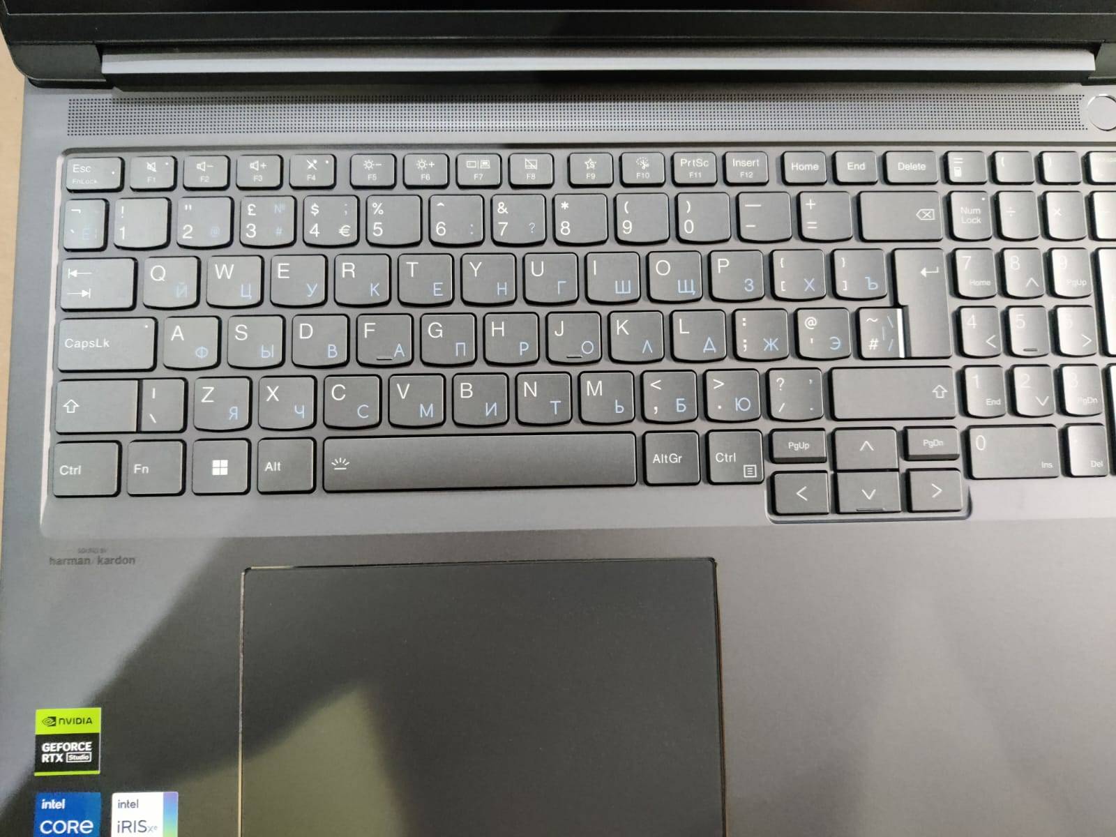 Ноутбук Lenovo TB G4 16p-IRH 16"WQXGA IPS AG, Intel Core i5-13500H, 16Gb, 512Gb SSD, NV RTX4050 6GB, IR FHD Cam, USB-C,