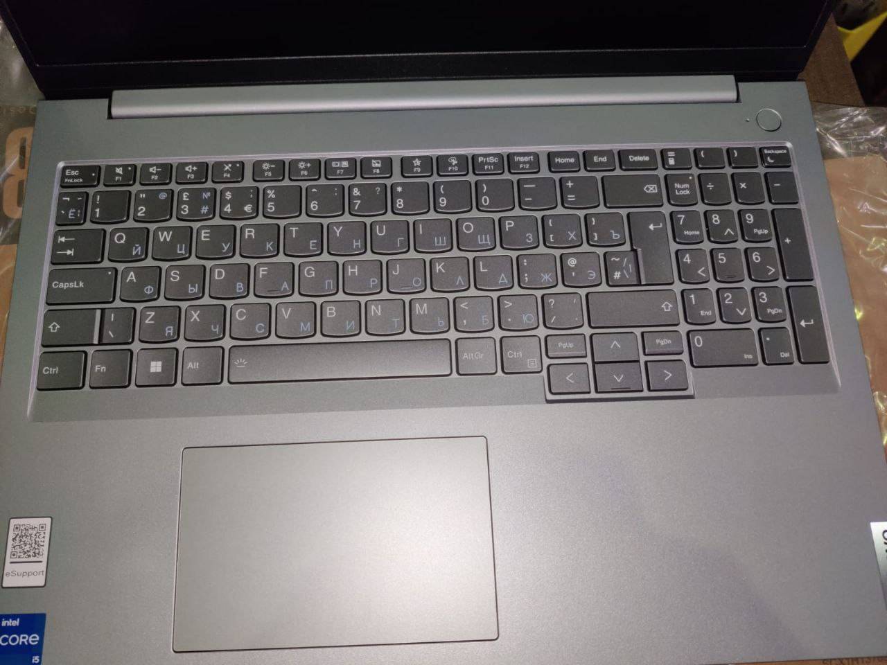 Ноутбук Lenovo Thinkbook G6 16-IRL 16"WUXGA IPS, Intel Core i5-1340P, 8Gb, 256Gb SSD, noDVD, noOS, grey (грав) (21KH00ME