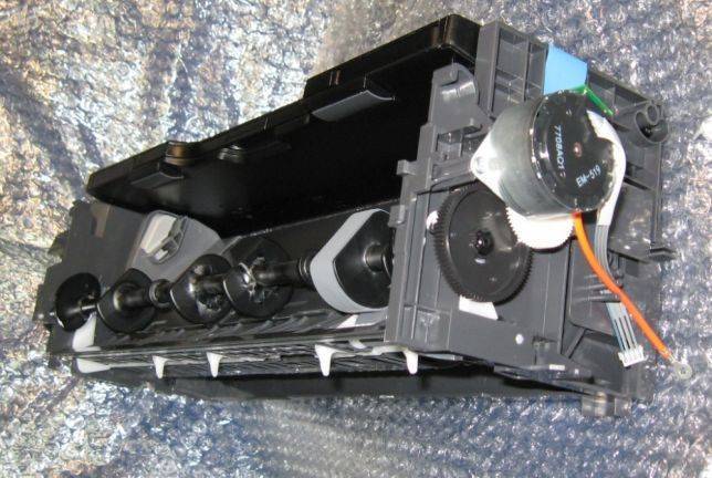 1753858 Узел захвата/отделения в сборе Epson  L1300/L1800  (1628470/1753858)