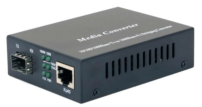 Osnovo - Медиаконвертер Gigabit Ethernet 1xRJ45, 1xSFP.  Порты: 1 x GE (10/100/1000Base-T), 1 x GE SFP (1000Base-X). В комплекте: БП DC5V(1A). Размеры (ШхВхГ): 71x26х95мм. Может устанавливаться в бокс для 19 дюймовой стойки O-142B (1 слот). Рабочая температура: -10…+55гр.С.