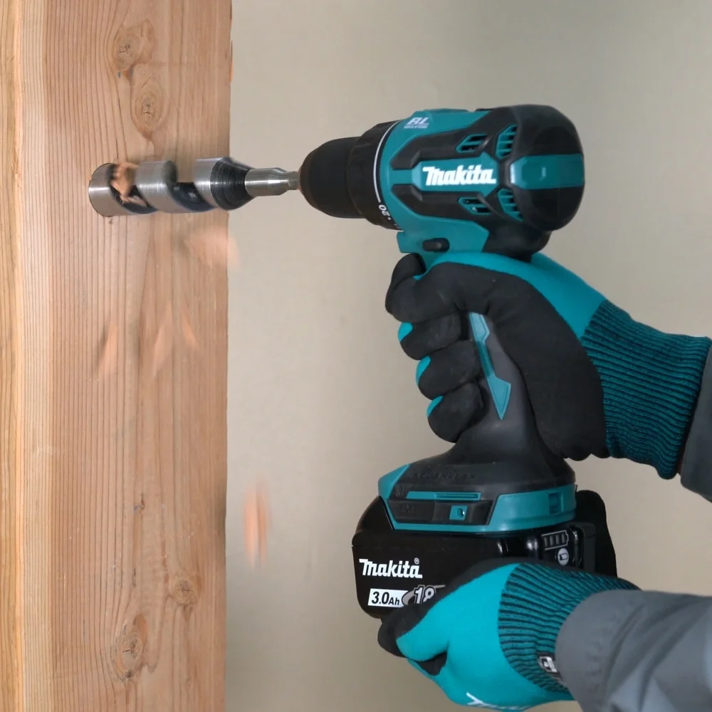 Дрель-шуруповерт Makita DDF490SFJ аккум. патрон:быстрозажимной (кейс в комплекте)