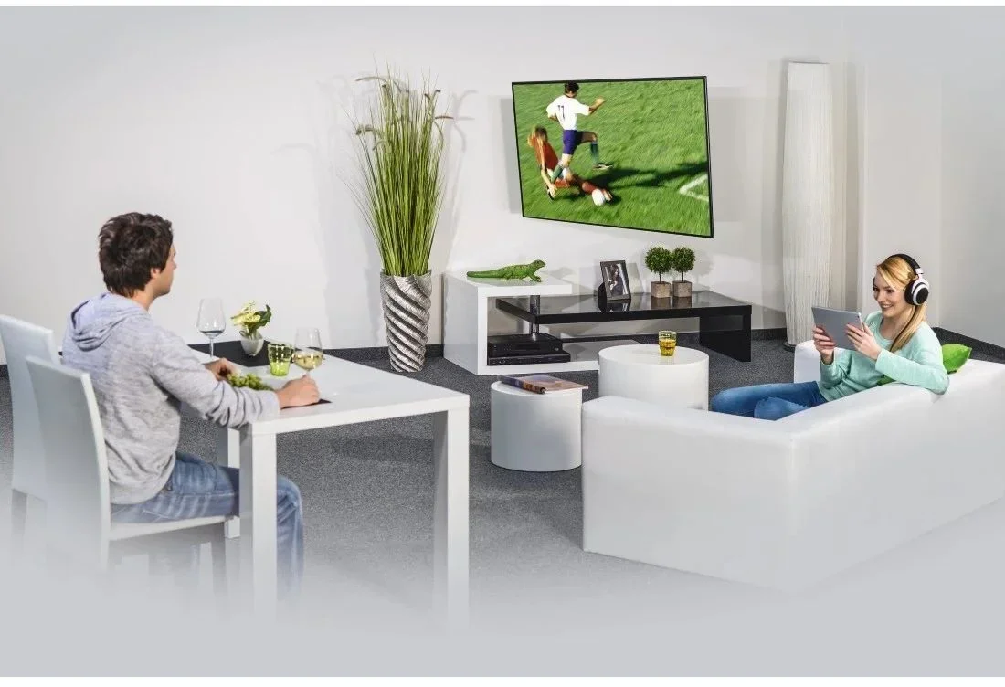 Кронштейн для телевизора Hama 00220824 черный 32"-65" макс.25кг настенный поворот и наклон