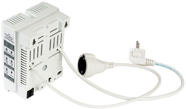 Стабилизатор напряжения Бастион Teplocom ST-555 300Вт 400ВА белый