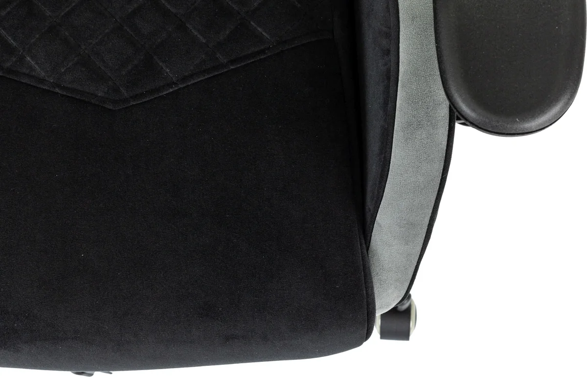 Кресло игровое Knight Regal Fabric черный/серый искусственная замша с подголов. крестов. металл