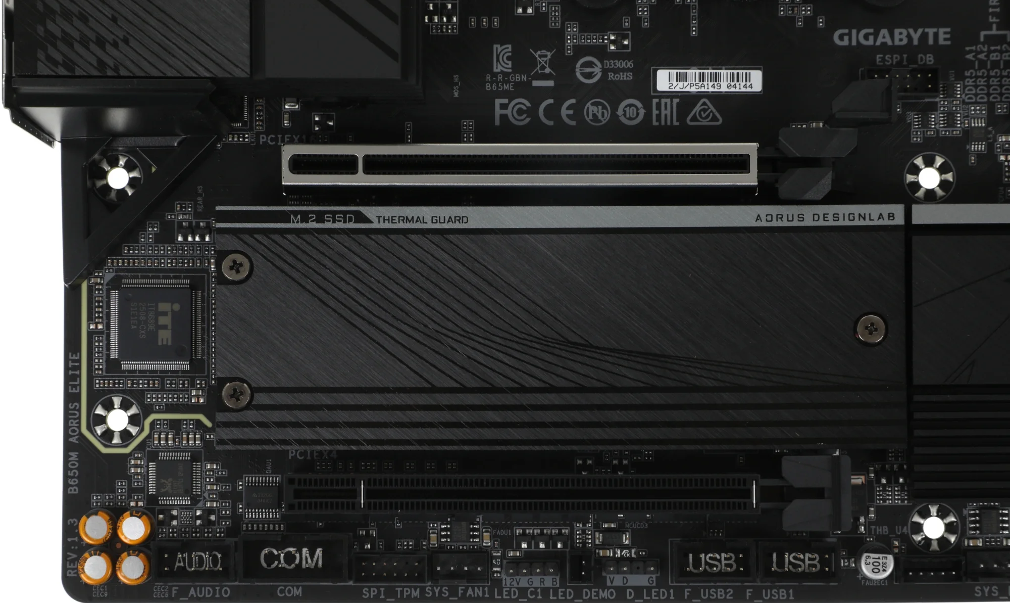 Материнская плата Gigabyte B650M AORUS ELITE Socket AM5 AMD B650 4xDDR5 mATX AC`97 8ch(7.1) 2.5Gg RAID+HDMI+DP