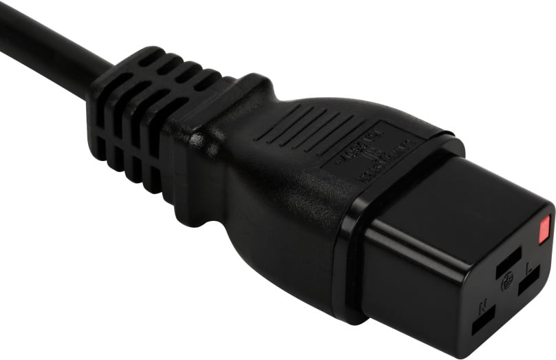 LAN-PP19L/20-3.0-BK Шнур для блока питания Lanmaster IEC 60320 С19 вилка IEC 60320 С20 3 м 16А с защитой подключения цвет: чёрный