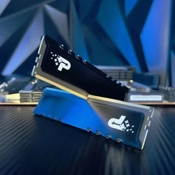 Память DDR5 16GB 5600MHz Patriot PSP516G560081H1 Signature Premium RTL PC5-44800 CL46 DIMM UDIMM 288-pin 1.1В single rank с радиатором Ret