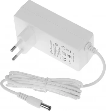 Роутер беспроводной MikroTik L009UiGS-2HaxD-IN AX600 10/100/1000BASE-TX красный