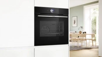 Духовой шкаф Электрический Bosch Serie 8 HBG7361B1 черный