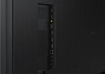 Панель Samsung 50" QM50C черный VA LED 16:9 DVI HDMI M/M матовая 4000:1 500cd 178гр/178гр 3840x2160 DP RCA Да 4K USB 18.1кг