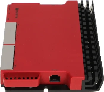 Маршрутизатор MikroTik L009UiGS-RM 10/100/1000BASE-T красный