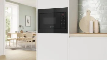 Микроволновая печь Bosch BFL523MB4 20л. 800Вт черный (встраиваемая)
