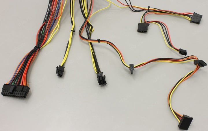 Блок питания Chieftec <APB-500B8>  500W ATX (24+4+6/8пин)