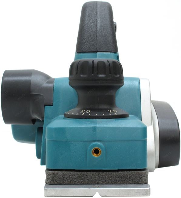Makita <KP0800> Электрорубанок (620W, 17000 об/мин, глубина2.5 мм,  ширина 82 мм)