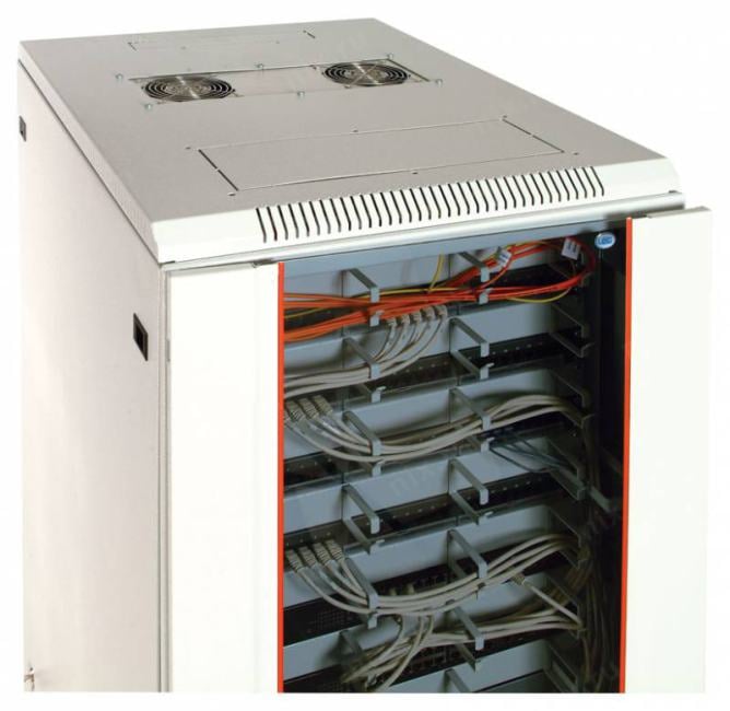 Шкаф серверный ЦМО (ШТК-М-42.6.8-1ААА) напольный 42U 600x800мм пер.дв.стекл задн.дв.стал.лист 2 бок.пан. направл.под закл.гайки 550кг серый 655мм 104.6кг 180град. 2030мм