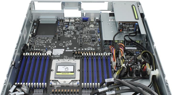 ASUS 2U RS520A-E12-RS12U <90SF02G1-M002Y0> (SP5,3xPCI-E,SVGA,12xHotSwap  SAS/SATA/NVMe,2xGbLAN,24DDR5,1600W  HS)