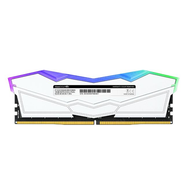 DDR5 TEAMGROUP T-Force Delta  RGB 64GB (2x32GB) 6000MHz CL38 (38-38-38-78) 1.3V / FF4D564G6000HC38ADC01  /  White