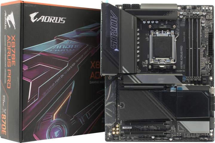 GIGABYTE X870E AORUS PRO (RTL) AM5 <X870E> 3xPCI-E HDMI 2.5GbLAN+WiFi+BT  SATA ATX 4DDR5