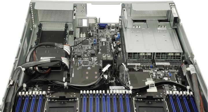 ASUS 2U RS720-E11-RS24U <90SF01Z1-M008V0> (LGA4677, C741,  3xPCI-E,  SVGA,24xHS  NVMe,2x10GbLAN,32DDR4,2600W HS)