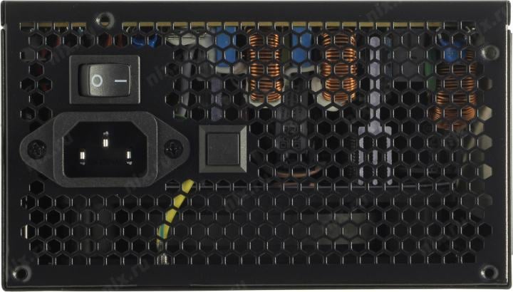 Блок питания Aerocool Cylon (RTL) 700W  ATX  (24+2x4+4x6/8пин)