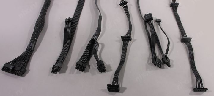 Блок питания Chieftec Polaris <PPS-550FC> 550W  ATX  (24+2x4+2x6/8пин)  Cable Management