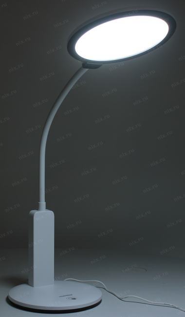 Smartbuy <SBL-DL-18-r-w> Настольный светильник(900 люмен,  4000K, 18Вт, 100-240В)