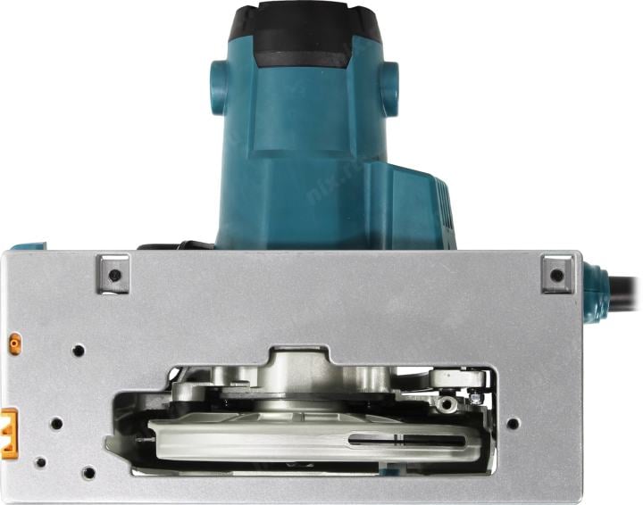 Makita <HS6100> Дисковая пила (1100W, 5500 об/мин, D165  мм, d20 мм)