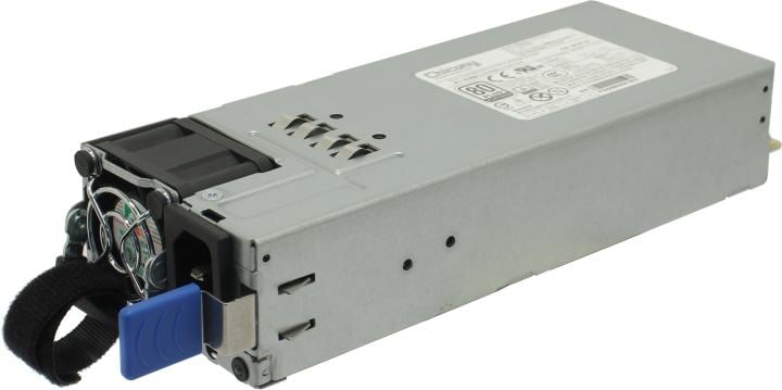 S15-550P1A Серверный БП с резервированием Chicony Redundant 2x550W S15-550P1A (APFC, КПД 94% (80 PLUS Platinum), 77mm x 84mm x 225mm, 4 cm fan, 24pin, 2x(4+4)pin, 2PCIe, 2SATA, 6IDE, Cable Managem