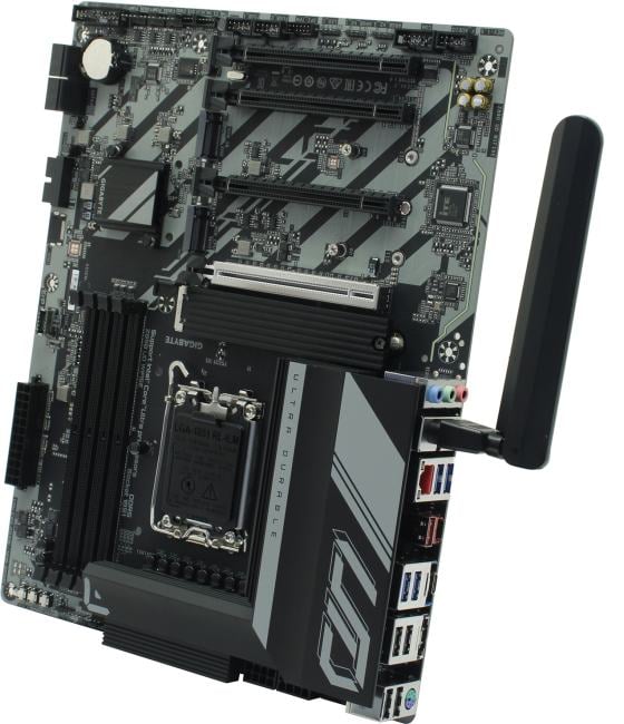 GIGABYTE Z890 UD WIFI6E (RTL) LGA1851 <Z890> 4xPCI-E DP 2.5GbLAN+WiFi+BT  SATA  RAID  ATX 4DDR5