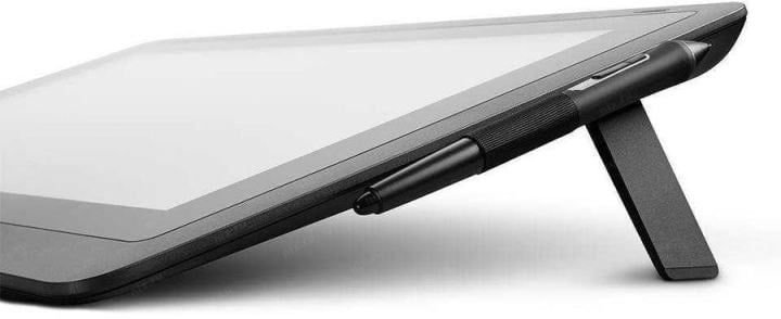 Wacom Cintiq 16 <DTK1660K0B > 15.6" 1920x1080 (13.6"x7.6",  5080lpi, HDMI, microUSB)