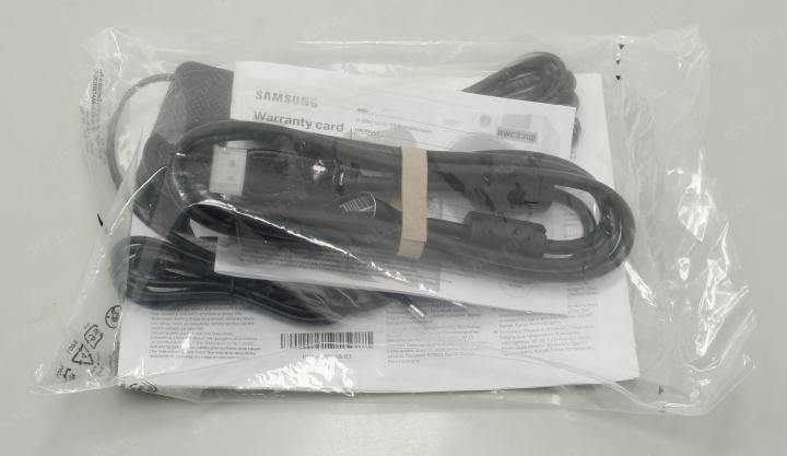 31.5" ЖК монитор Samsung Odyssey G5 S32CG550EI (Curved LCD,  2560x1440, HDMI, DP)