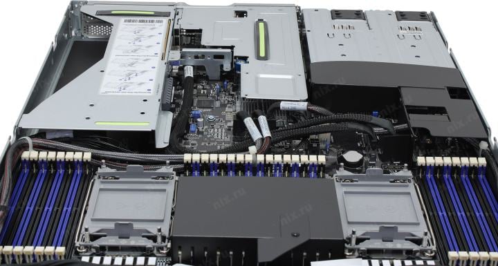 ASUS RS700-E10-RS12U <90SF0153-M00330> (LGA4189, C621A, 3xPCI-E, 12xHotSwap SAS/SATA, 2x10GbLAN, 32DDR4,  1600W  HS)