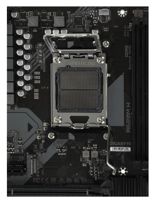 Материнская плата AMD A620 SAM5 MATX A620M H 2.2 GIGABYTE