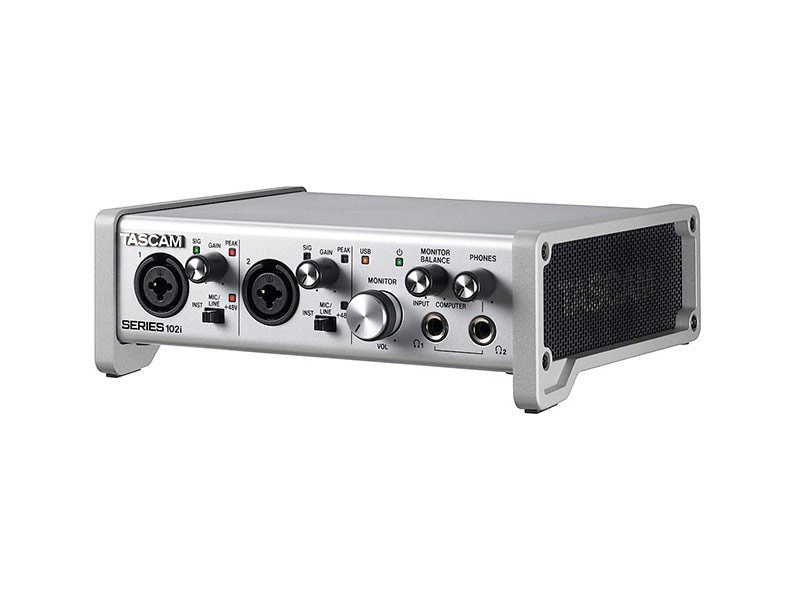 Аудиоинтерфейс USB [SERIES102I] Tascam [SERIES102i] АЦП/ЦАП: 24 бит/192 кГц, 20-40000 Гц, THD: 0,0016%, S/N: 109 дБ, 2xCombo XLR/1/4" TRS микр. входа / 2x1/4" TRS лин. выхода, 2x1/4" TRS выхода для наушников, Toslink вход, MIDI вход/выход, USB-B