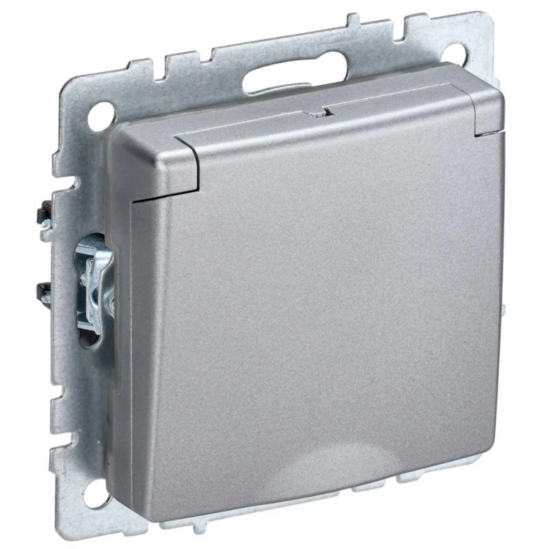 Розетка BRITE РСбш10-3-44-БрА 16А IP44 с заземл. защ. шторки с крышкой механизм алюм. IEK BR-R16-16-44-K47